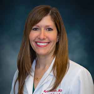 Retrato profesional de la Dra. Nydia De Soto Cordero, médica especialista que participó como invitada en el episodio 11 del podcast Hablemos de Trauma.